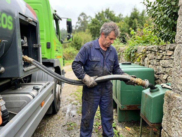 Sin colas ni desplazamientos: gasóleo a domicilio en Salvaterra de Miño